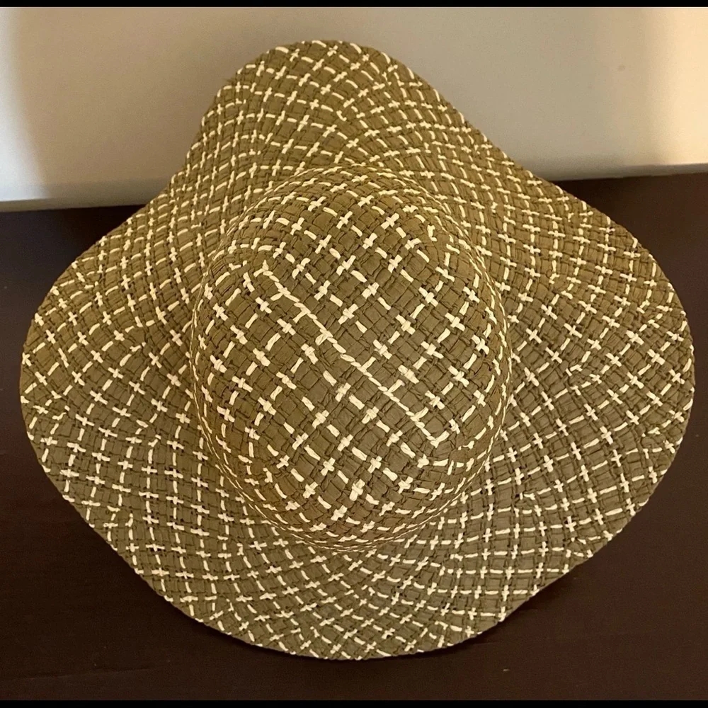 Natural Flexible Straw Sun Hat – Tan - Picture 5 of 5